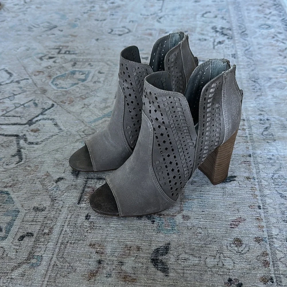 Carlos booties - Picture 3 of 8